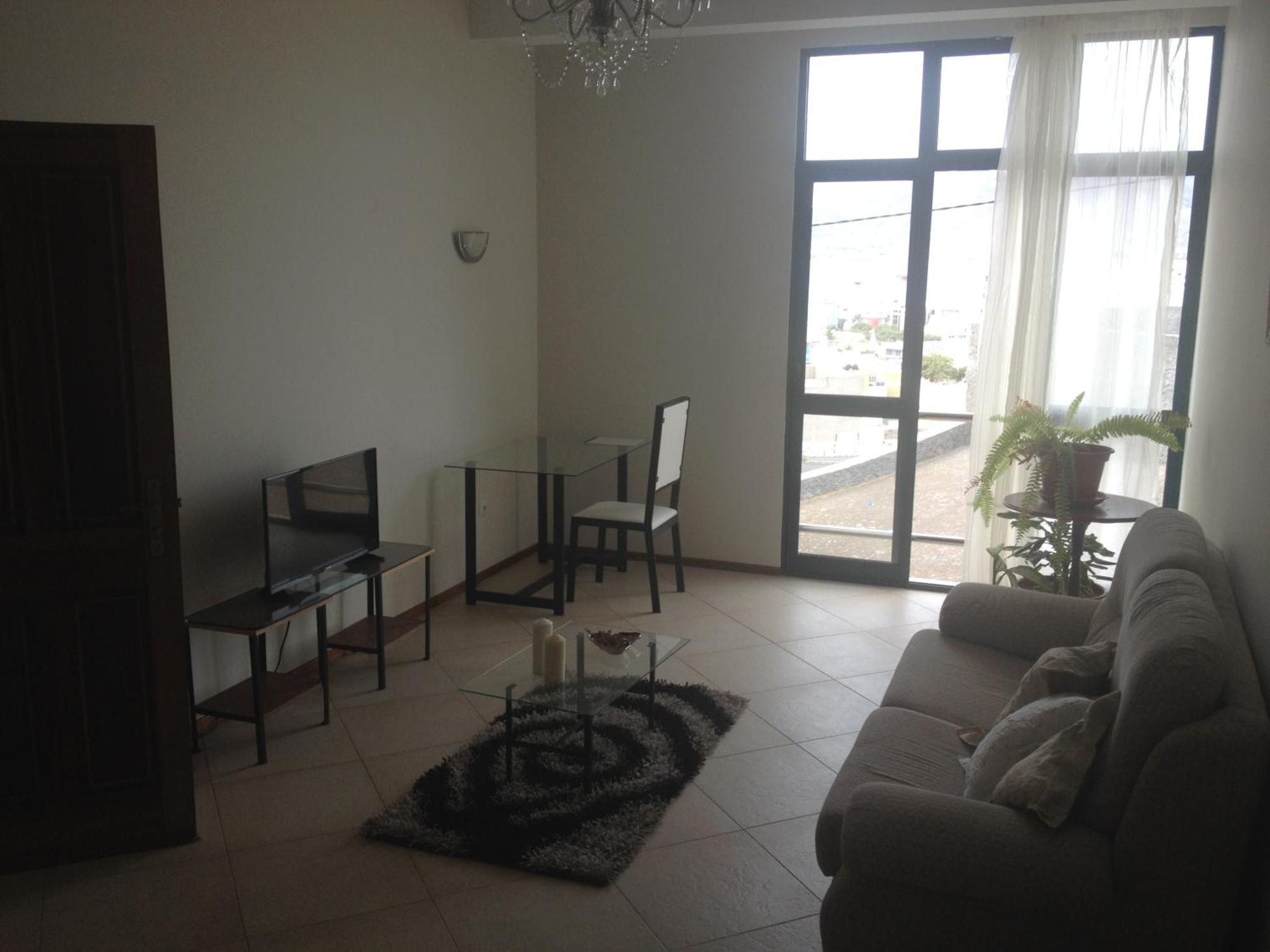Residencial Monte Cara Bed & Breakfast Mindelo Eksteriør bilde